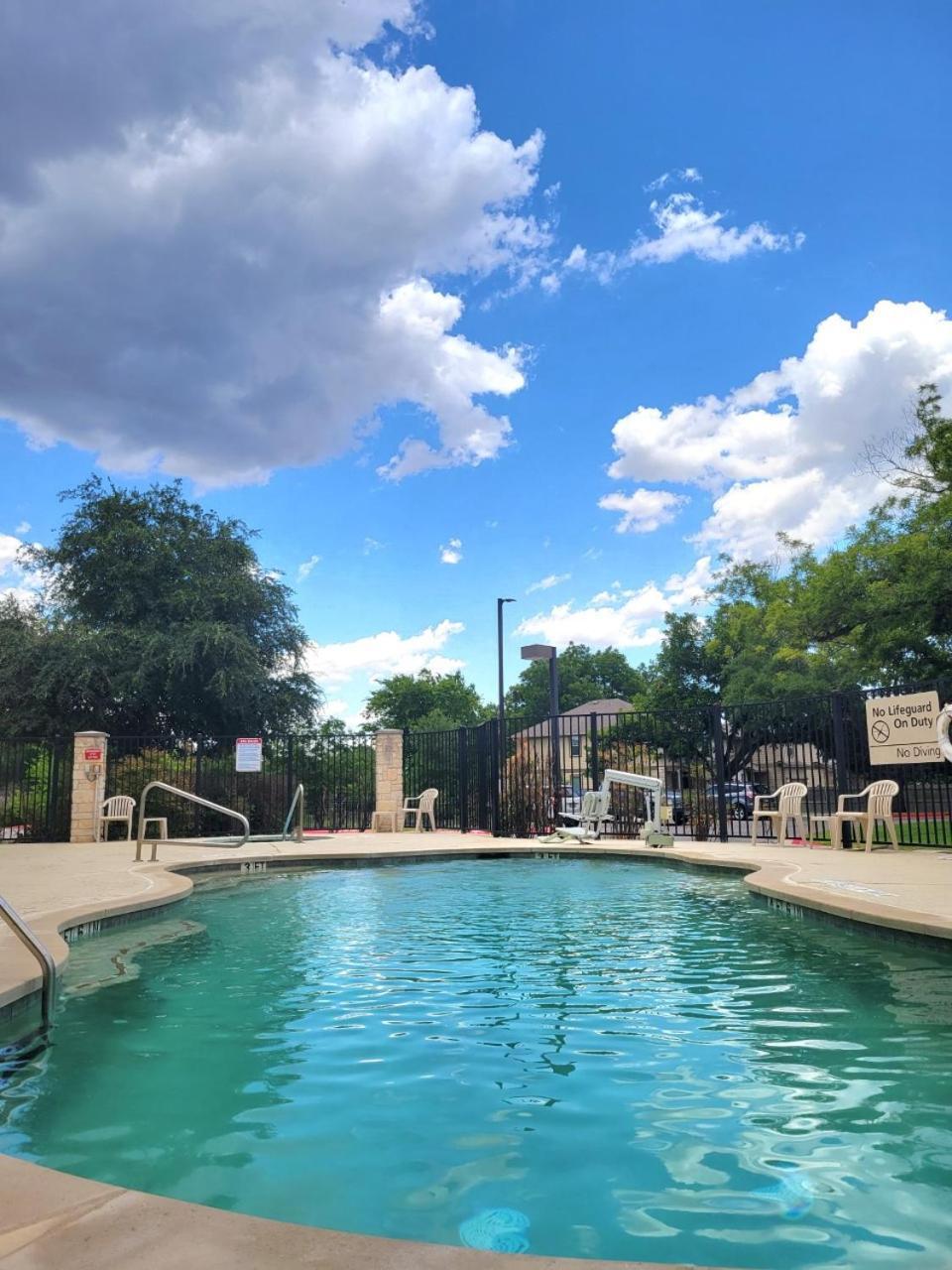Hampton Inn & Suites Austin Cedar Park-Lakeline Экстерьер фото